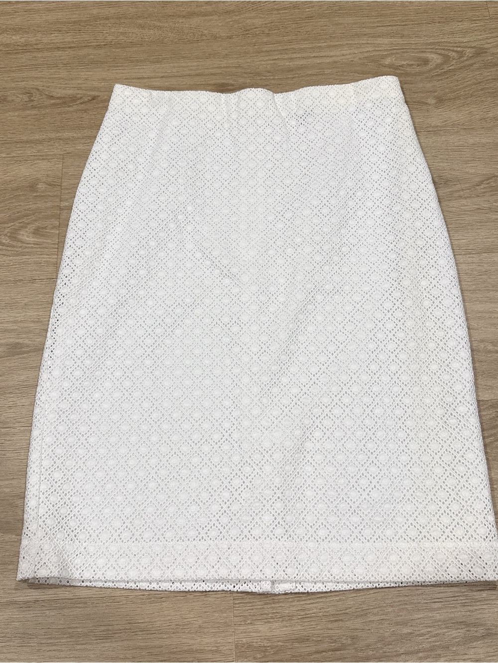 Ann Taylor White Eyelet Pencil Skirt